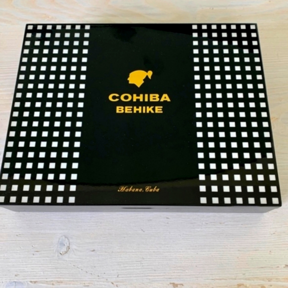 Cohiba Behike BHK 56 Empty Box/humidor Piano Black Elie Bleu-like Design.